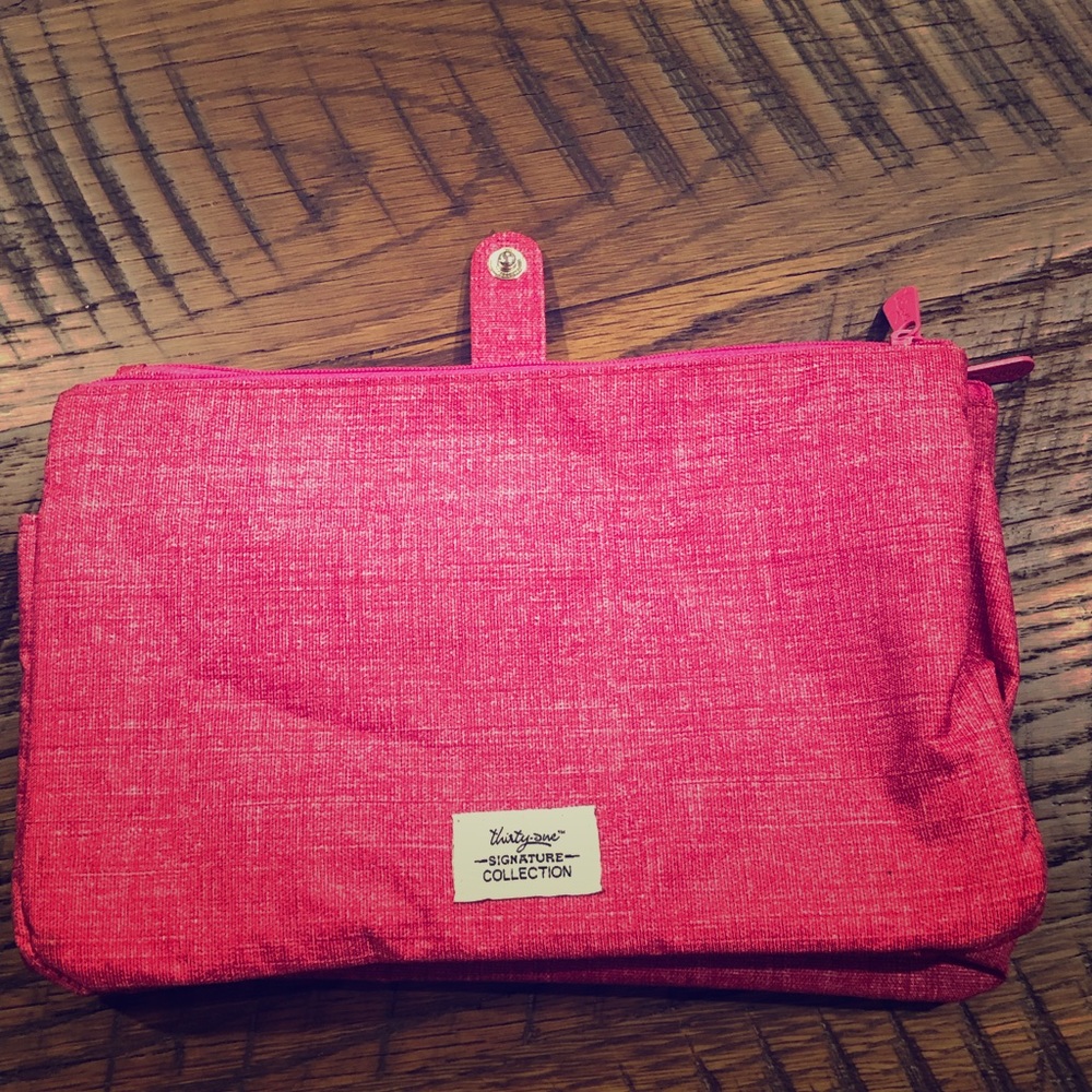 Thirty-One signature collection organizer